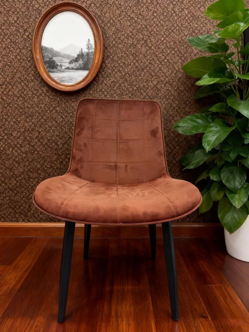 WhatsApp Image 2026-07-13 at 16.32.43 (2) Chaise Velours Cognac – Image 1